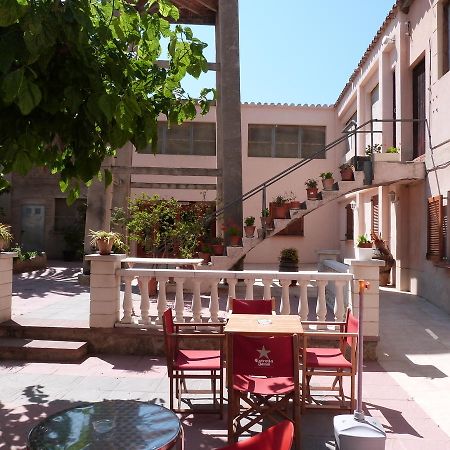 Hotel Ca L'Amadeu Vilanova de Escornalbou Exterior foto