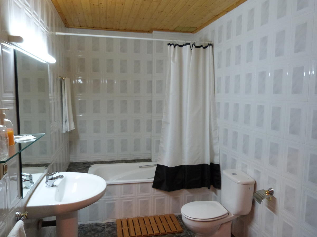 Hotel Ca L'Amadeu Vilanova de Escornalbou Zimmer foto
