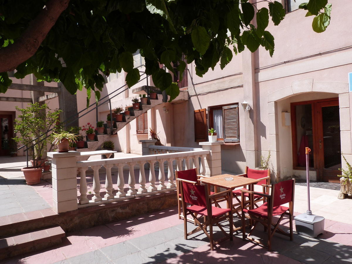 Hotel Ca L'Amadeu Vilanova de Escornalbou Exterior foto