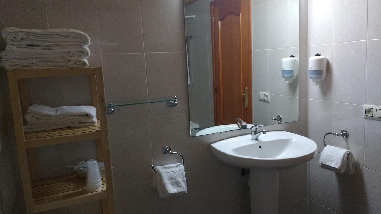 Hotel Ca L'Amadeu Vilanova de Escornalbou Exterior foto